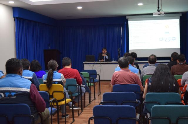 La ATT especializa internacionalmente a su personal en la construcción de redes comunitarias inalámbricas para lograr la reducción de la brecha digital