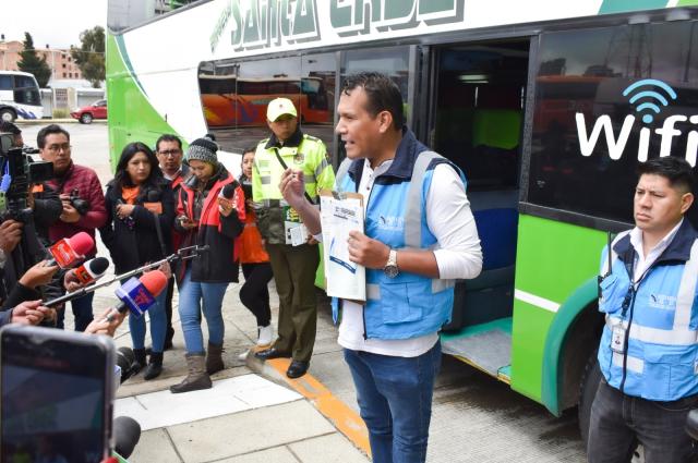 Simulacro del operativo “Celebremos Carnavales, viajemos tranquilos” mostró las medidas de seguridad que protegen a los bolivianos 