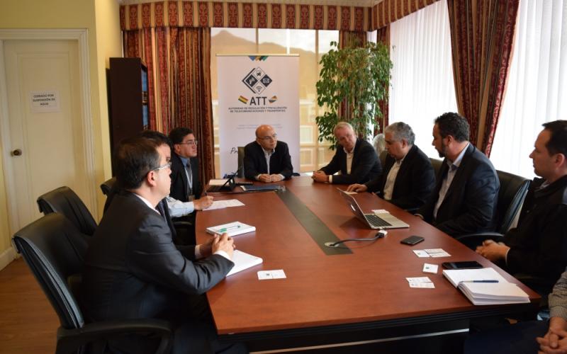 La ATT recibe visita protocolar de Facebook
