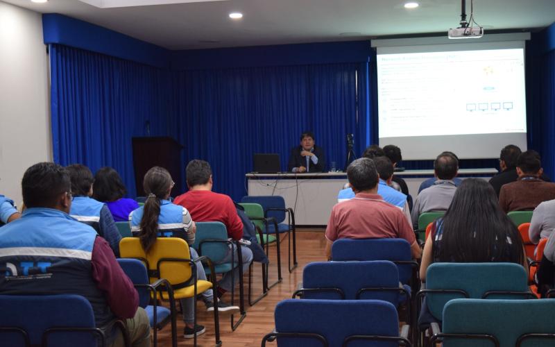La ATT especializa internacionalmente a su personal en la construcción de redes comunitarias inalámbricas para lograr la reducción de la brecha digital