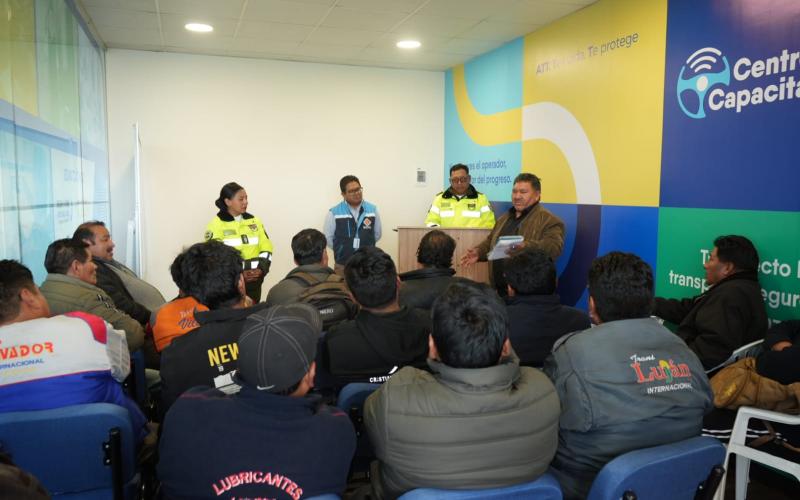 ATT refuerza la seguridad vial con capacitaciones para transportistas sancionados